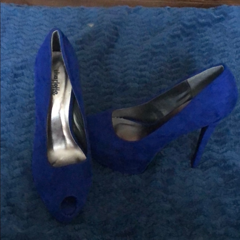 Charlotte Russe size 8 pumps